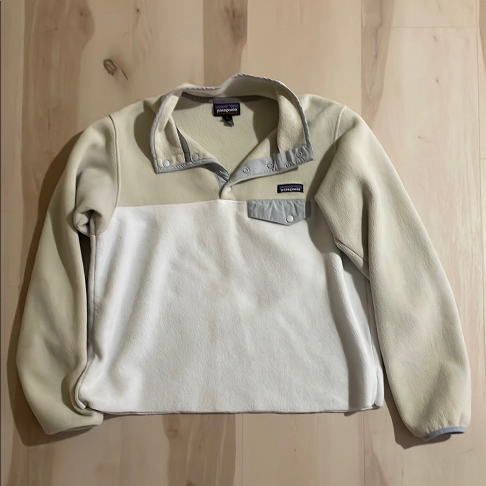 Patagonia Men's Off-White Fleece Pullover